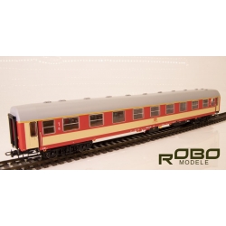 ROBO 211110 Wagon osobowy 1 kl. typu 112Ag - stacja Wrocław Ep.V